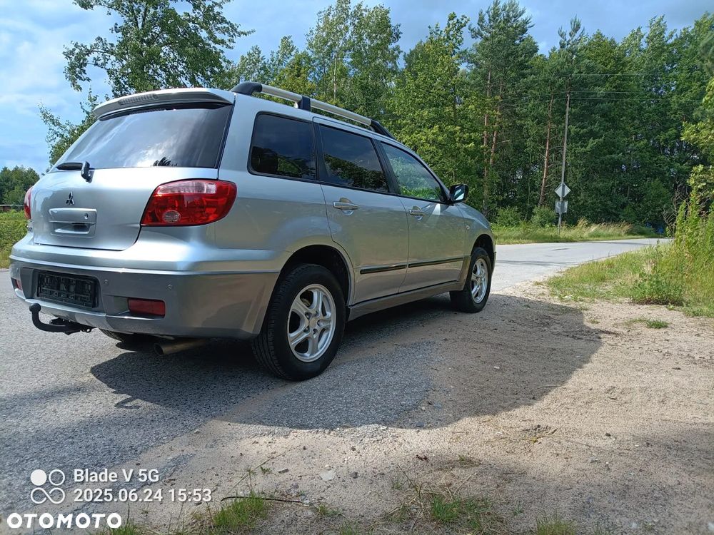 Mitsubishi Outlander 2.0 2WD Invite - 9