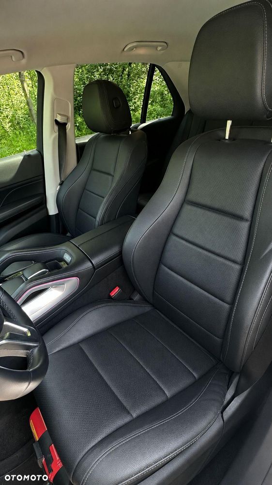 Mercedes-Benz GLE 300 d 4-Matic - 12