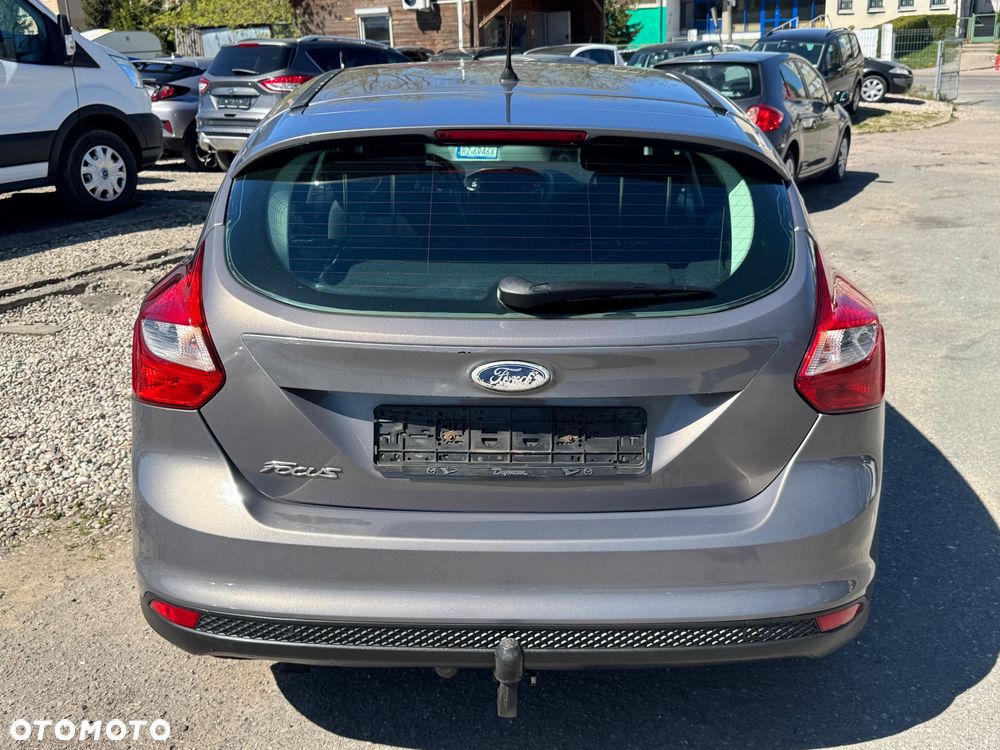 Ford Focus 1.6 TDCi DPF Titanium - 8
