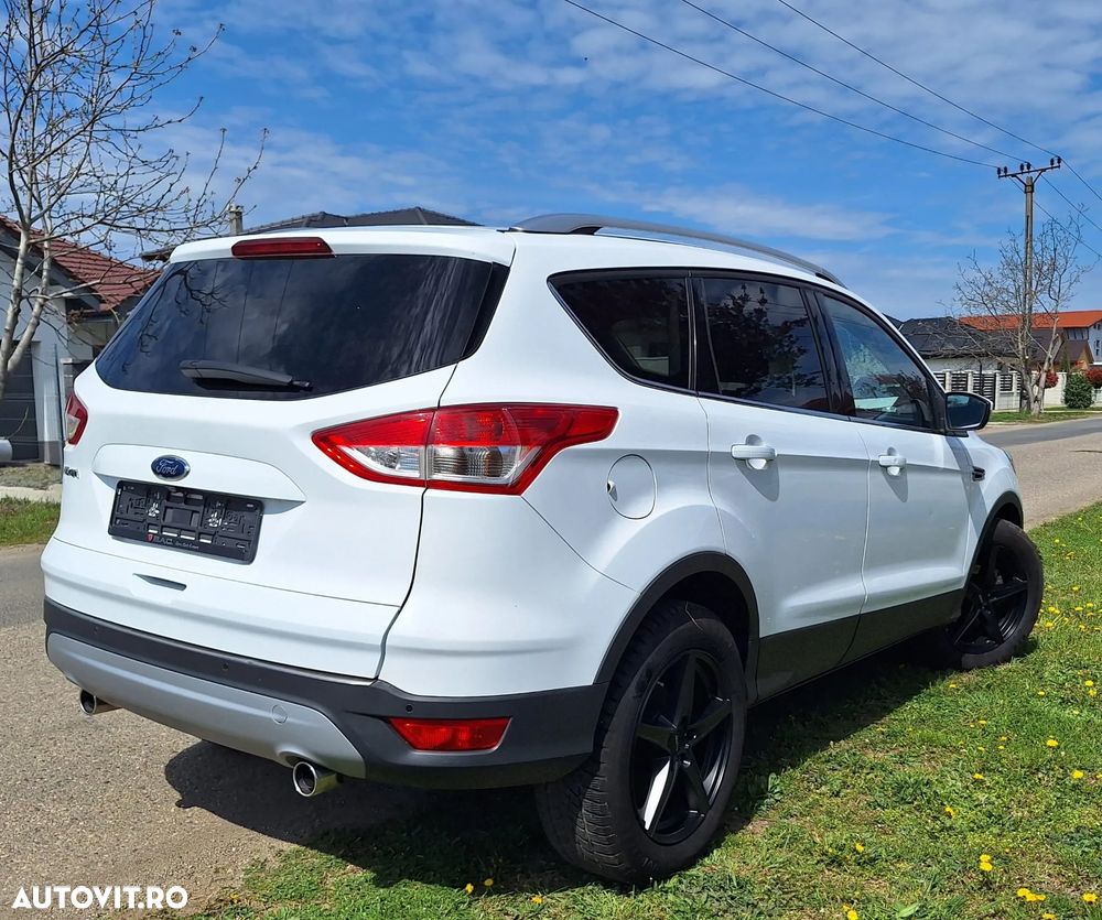 Ford Kuga 2.0 TDCi 4x4 Aut. Individual - 3