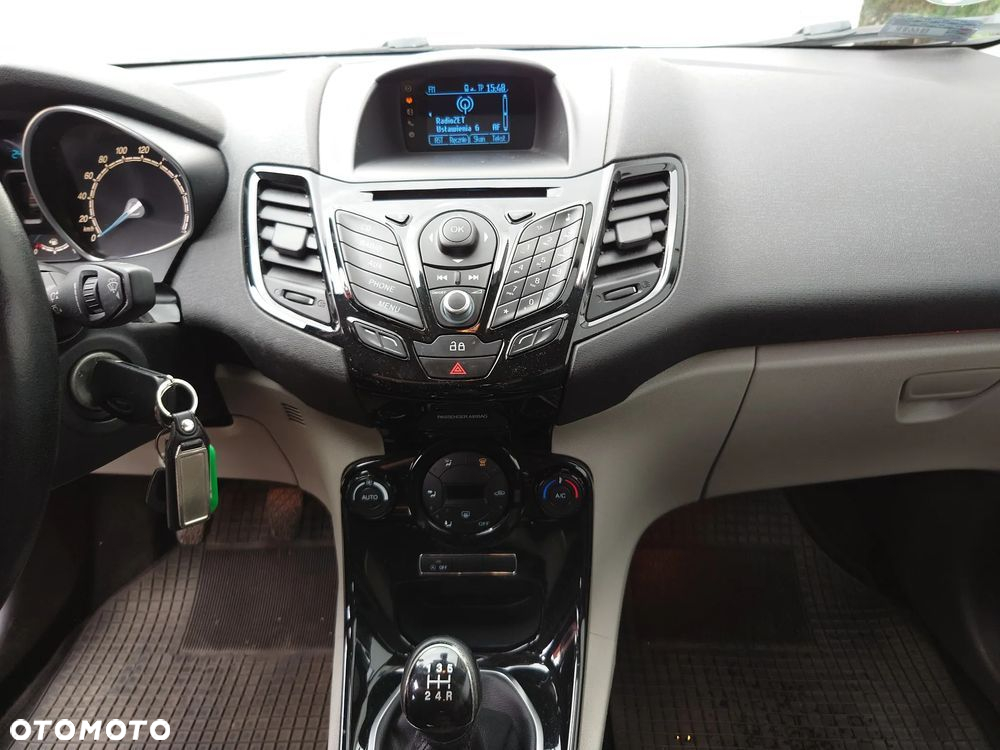 Ford Fiesta 1.0 EcoBoost Start-Stop SYNC Edition - 8