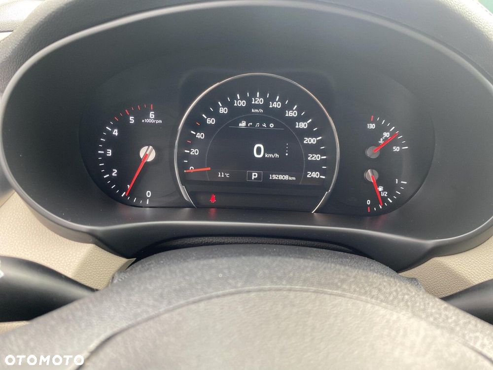 Kia Sorento - 27