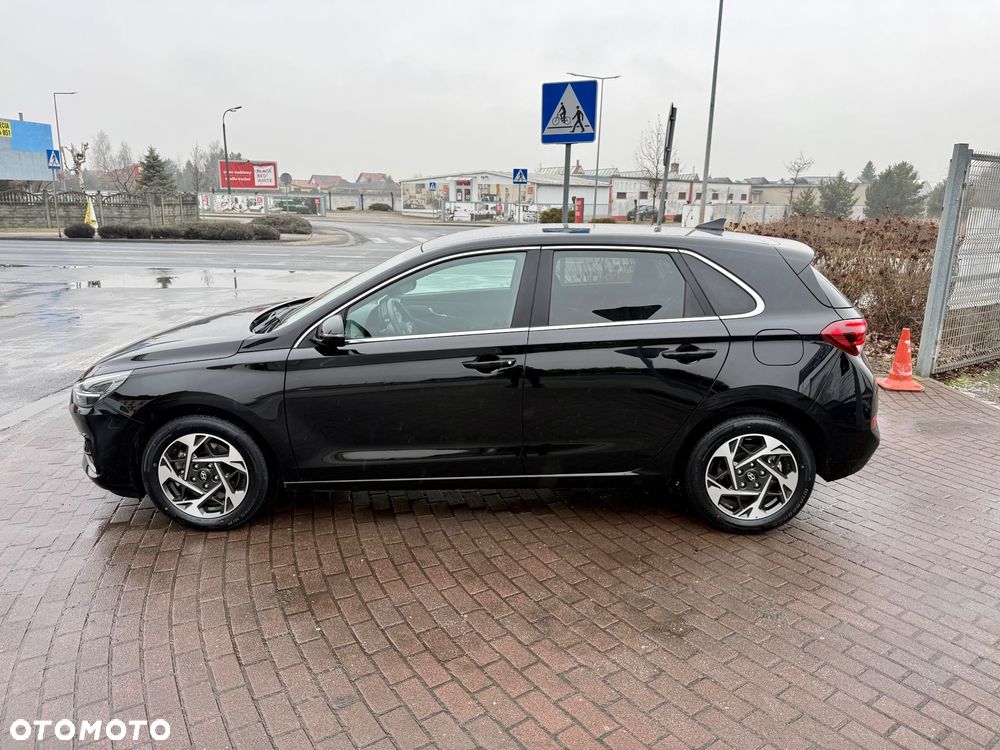 Hyundai i30 1.5 T-GDI 48V-Hybrid Advantage - 27