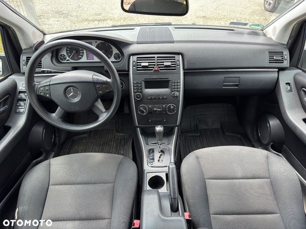 Mercedes-Benz Klasa B 180 CDI Autotronic Special Edition - 22