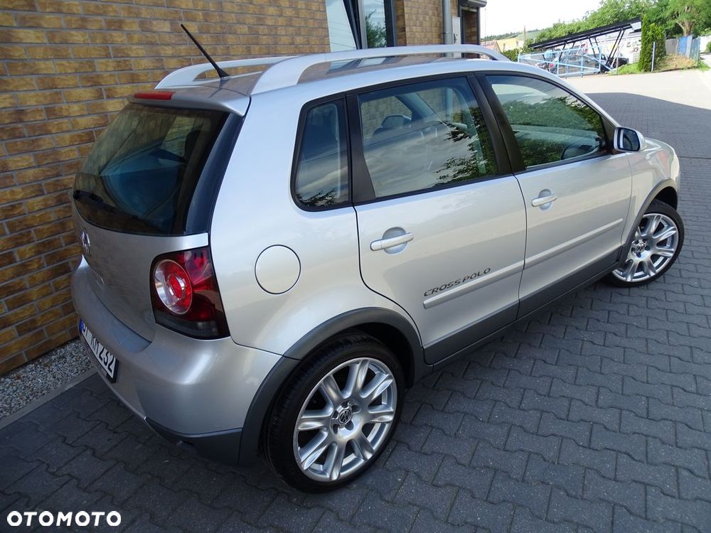 Volkswagen Polo Cross 1.4 16V - 10