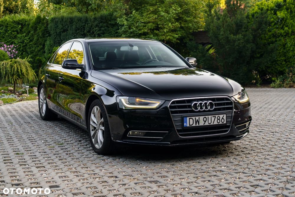 Audi A4 Limousine 2.0 TFSI multitronic S line Sportpaket - 13