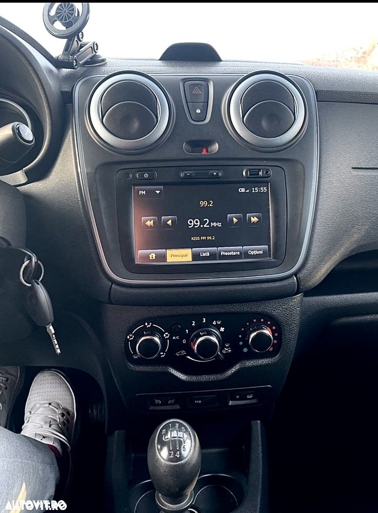 Dacia Lodgy 1.5 dCi Stepway - 11