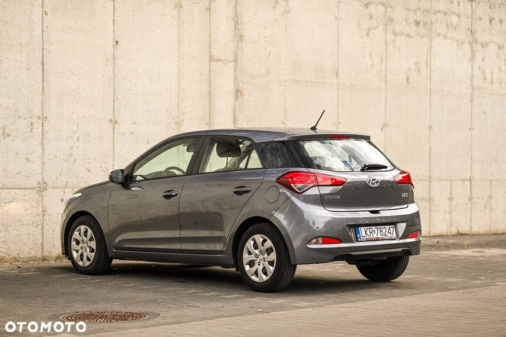 Hyundai i20 1.4 Active - 17