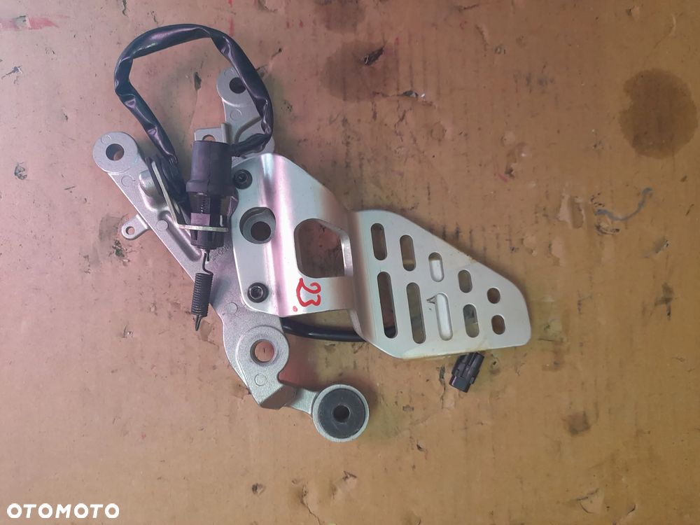 Yamaha R6 2006 - 2010 set kierowcy prawy - 4