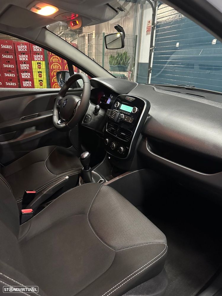 Renault Clio 1.5 dCi Zen - 12