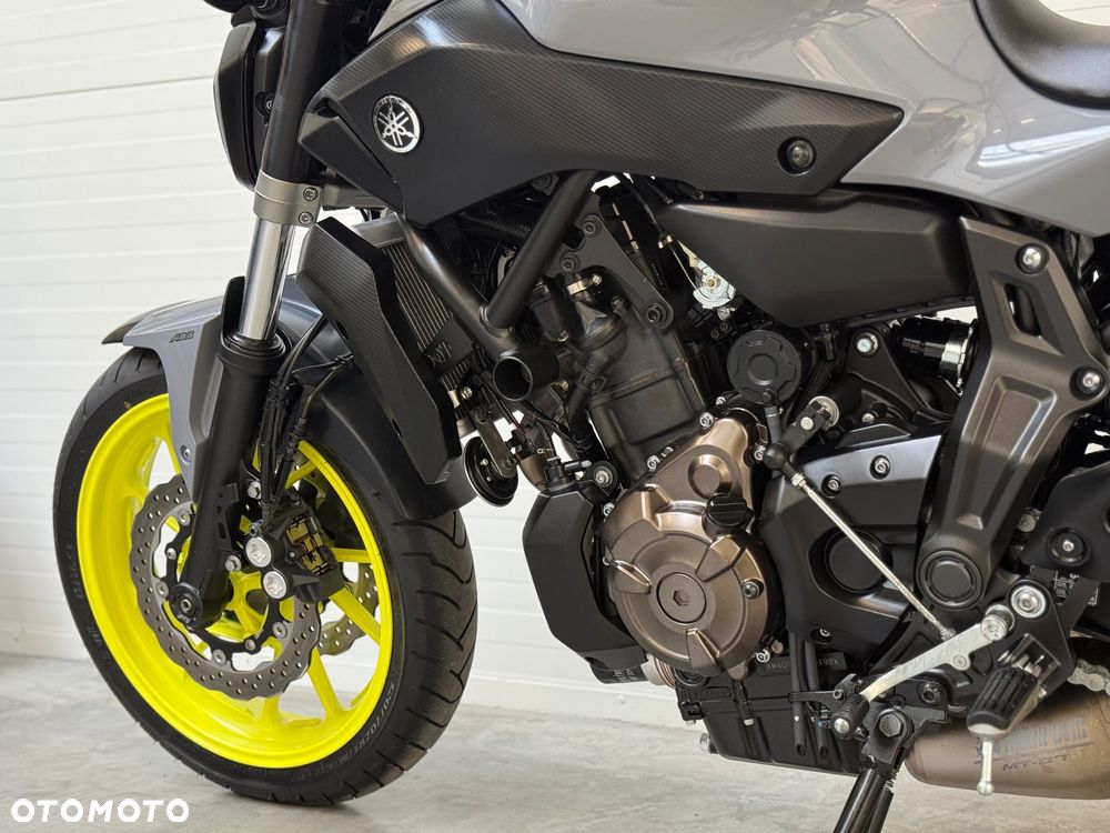Yamaha MT - 32