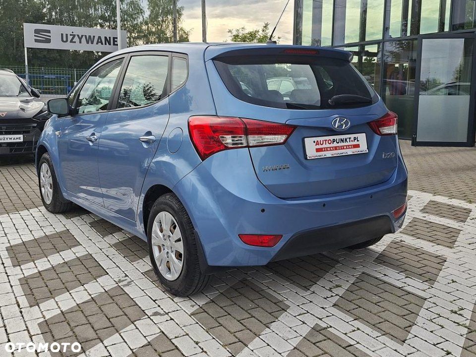 Hyundai ix20 - 3