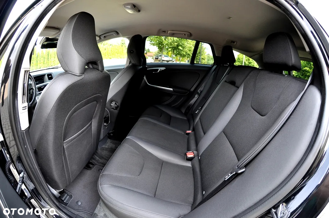 Volvo V60 D3 Geartronic Summum - 8