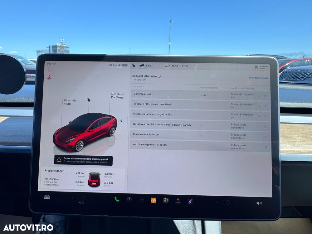 Tesla Model 3 Long Range AWD Premium - 34