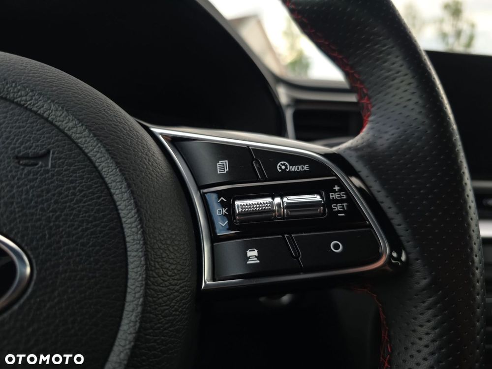 Kia ProCeed - 25