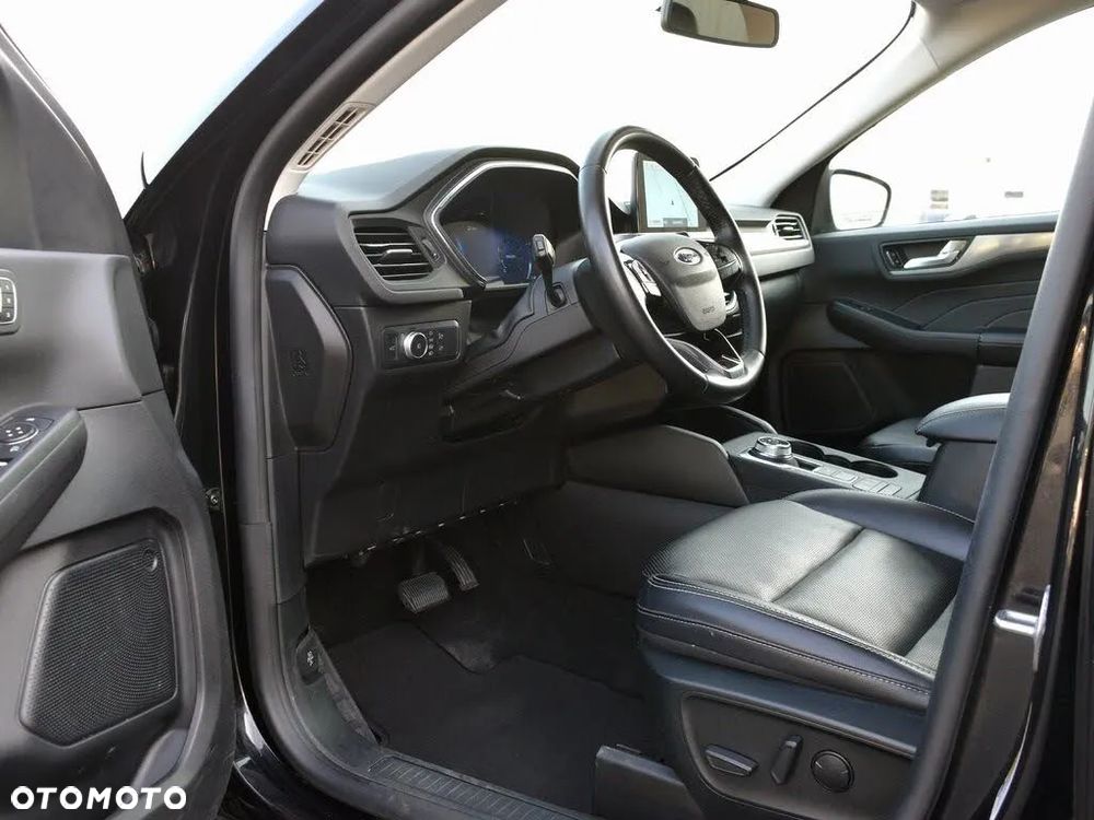 Ford Escape 2.0 EcoBoost AWD Titanium - 22
