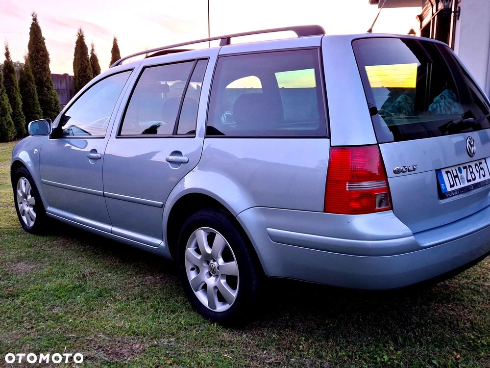 Volkswagen Golf - 2