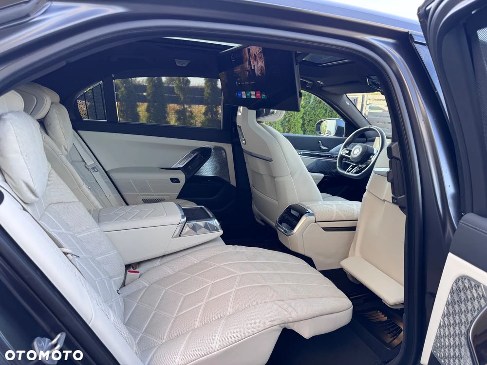BMW i7 105.7kWh xDrive60 M Sport - 14