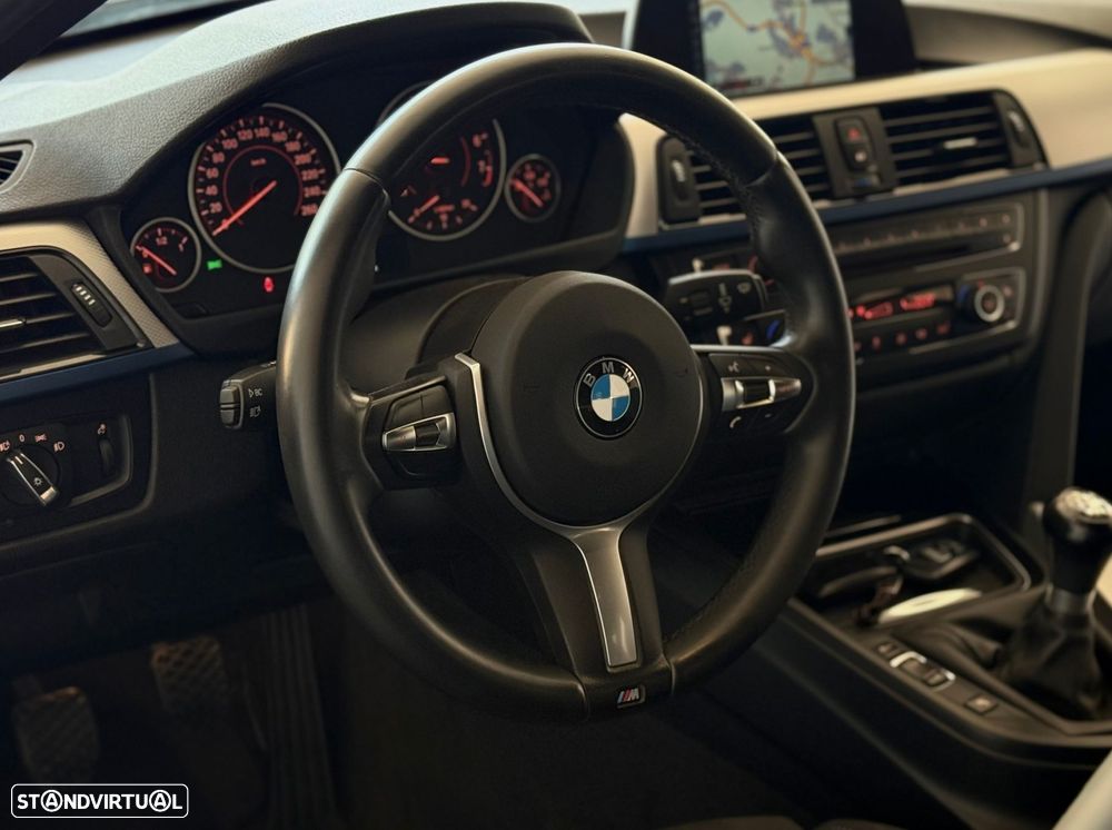 BMW 328 i Pack M - 19