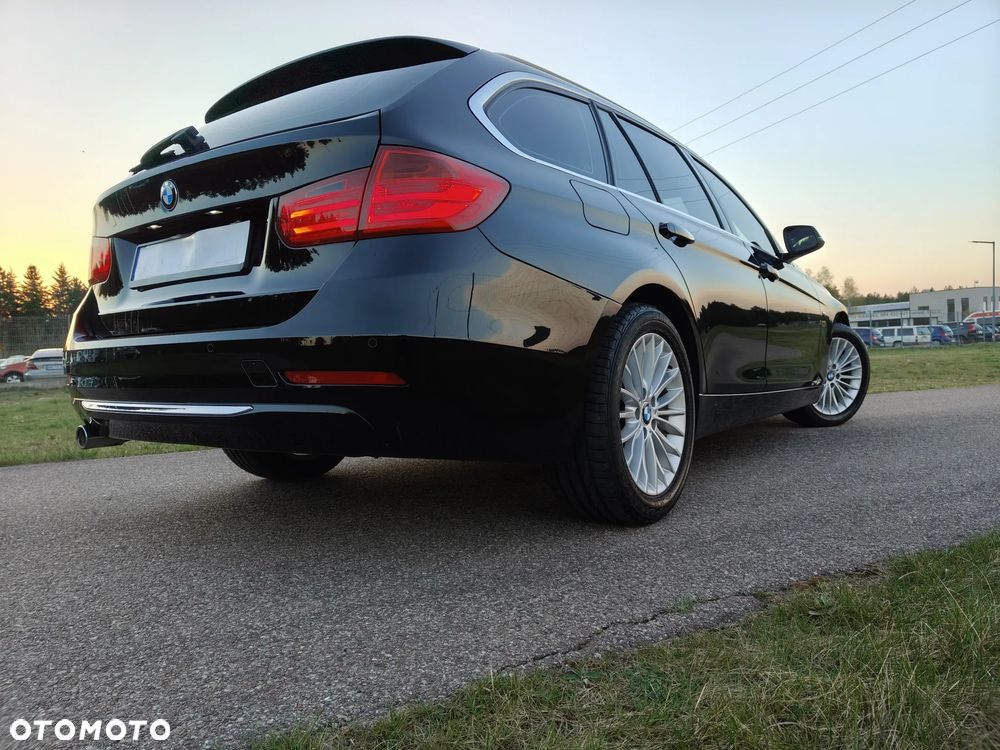 BMW Seria 3 318d Luxury Line - 25