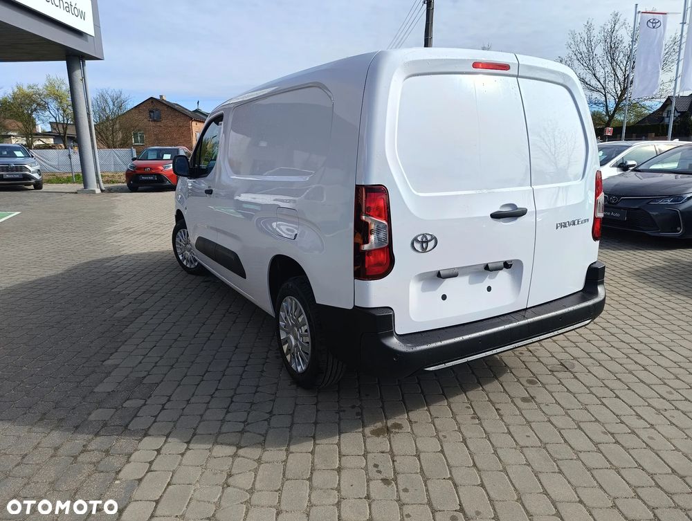 Toyota Proace City - 9