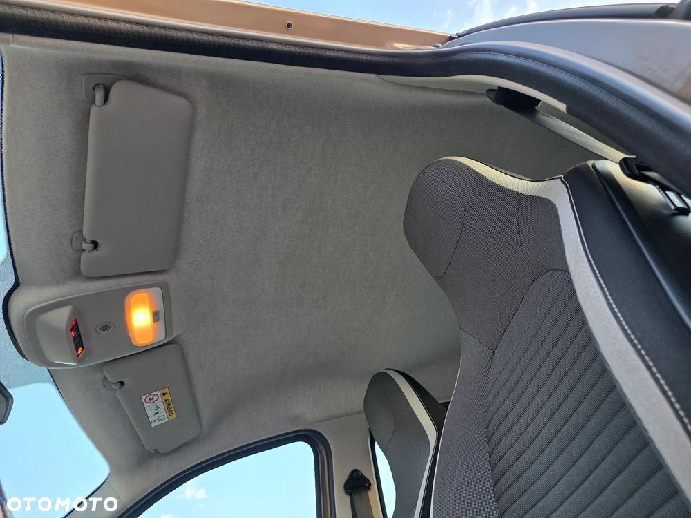 Renault Twingo SCe 70 Start&Stop Luxe - 24