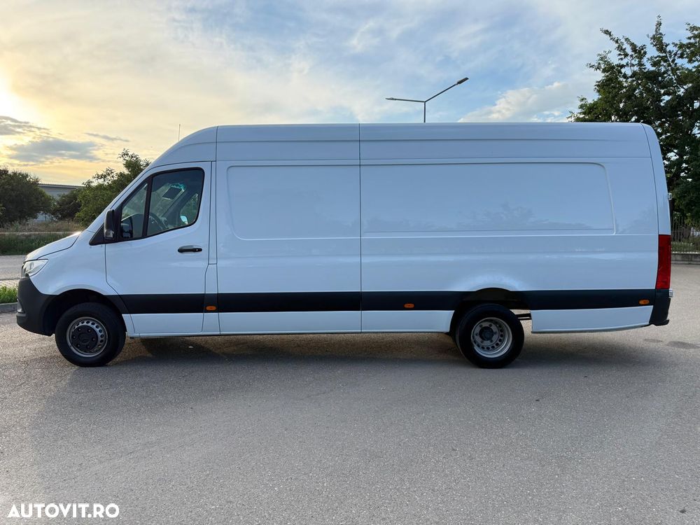 Mercedes-Benz Sprinter - 4