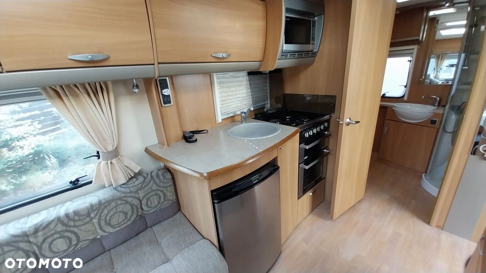 SWIFT Challenger 480 - 5