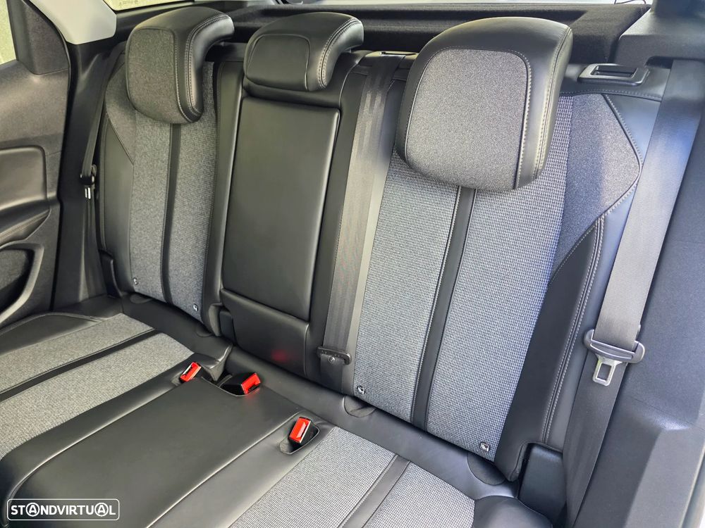 Peugeot 3008 1.6 BlueHDi Allure EAT6 J18 - 56