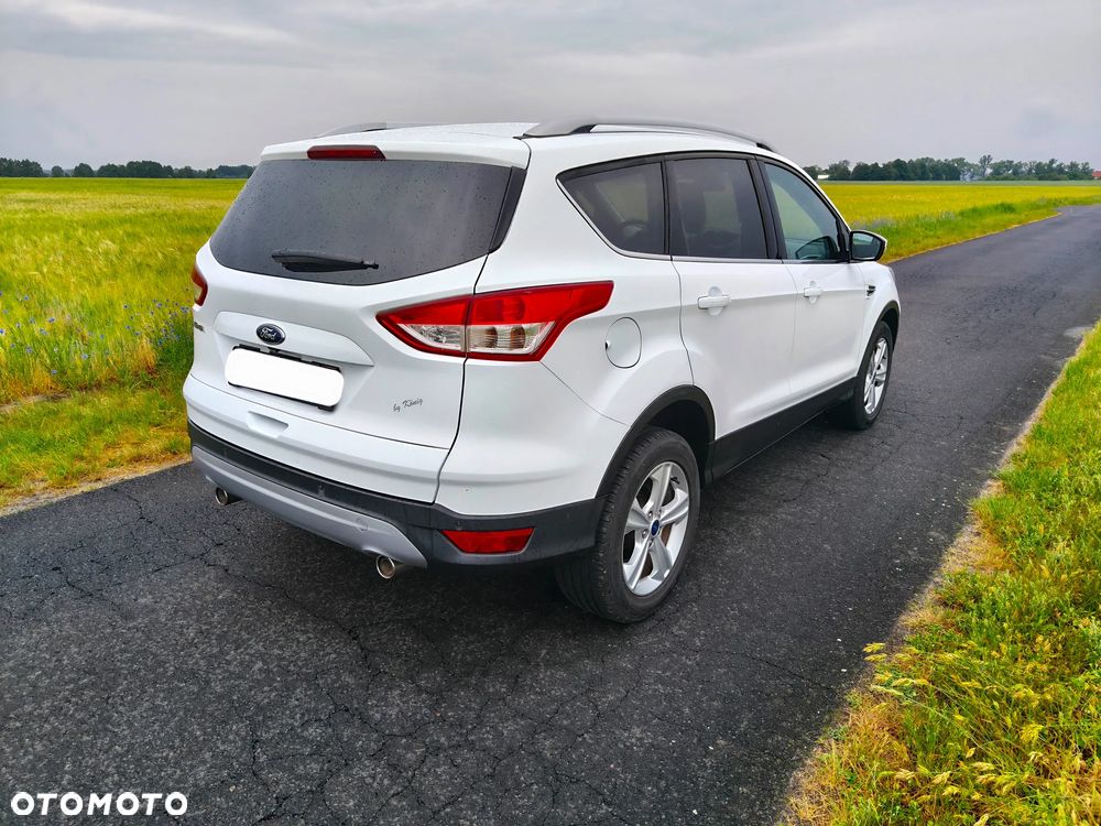 Ford Kuga 2.0 TDCi FWD Titanium - 11