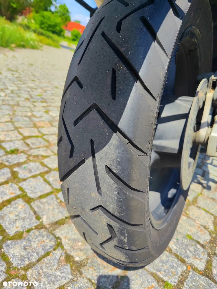 Suzuki V-STROM - 6