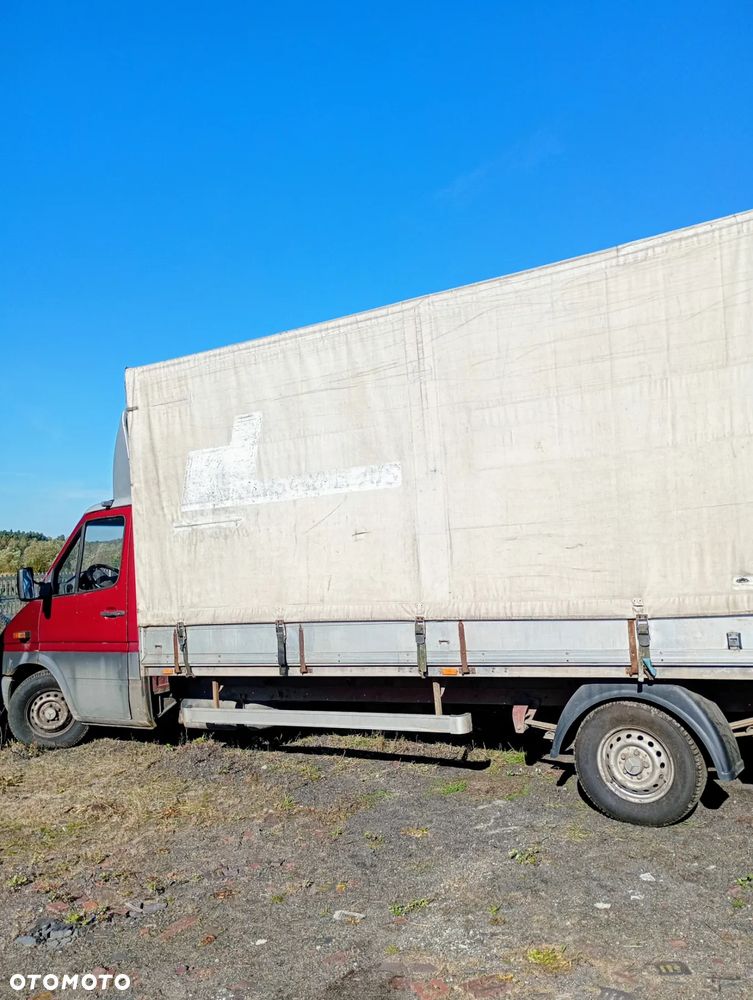 Mercedes-Benz Sprinter - 2