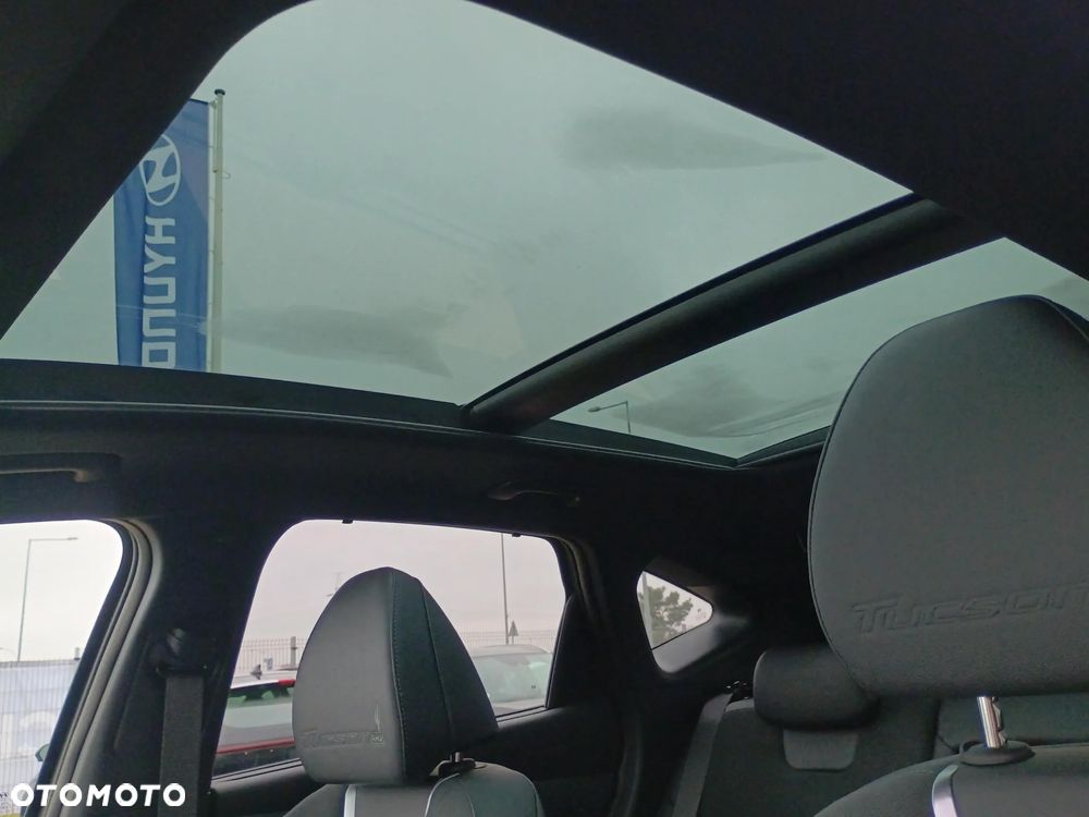 Hyundai Tucson 1.6 T-GDi HEV 20th Anniversary 4WD - 23