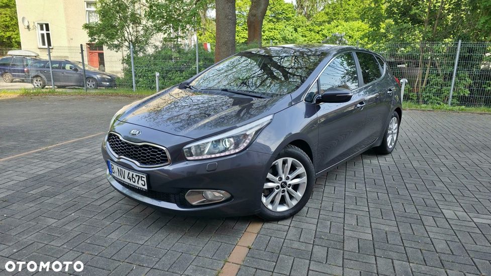 Kia Ceed 1.6 CRDi 136 ISG Spirit - 6