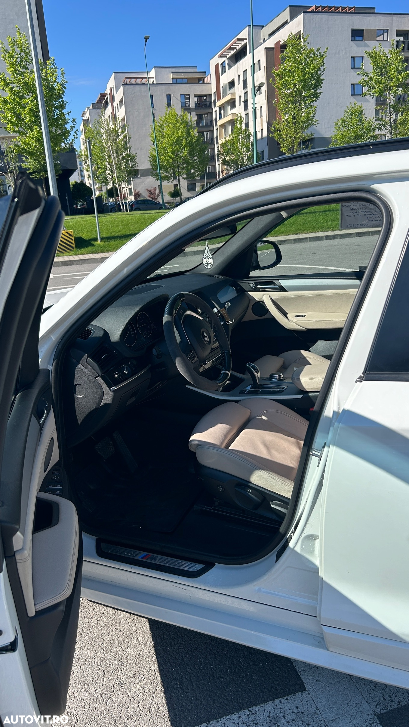 BMW X3 xDrive20d AT Luxury Line - 10