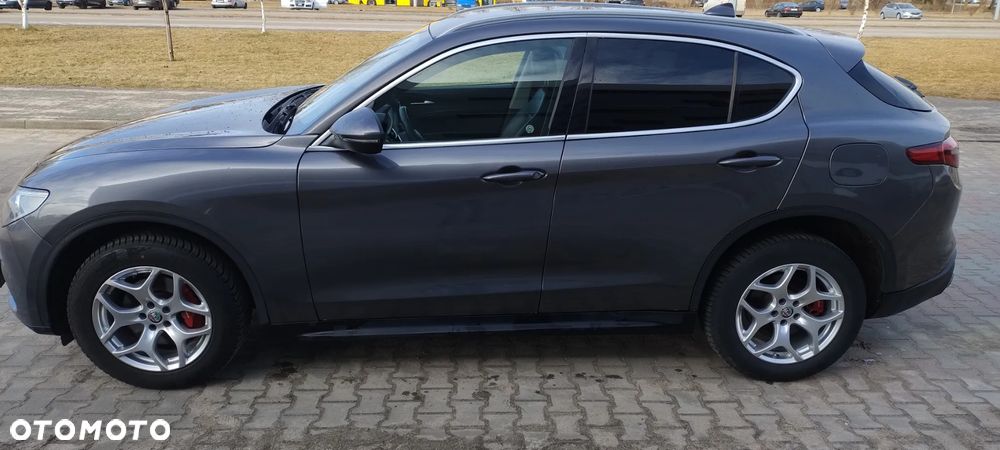 Alfa Romeo Stelvio 2.0 Turbo 16V AT8-Q4 Super - 21