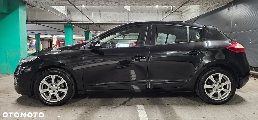 Renault Megane ENERGY TCe 115 Start & Stop Bose Edition - 14