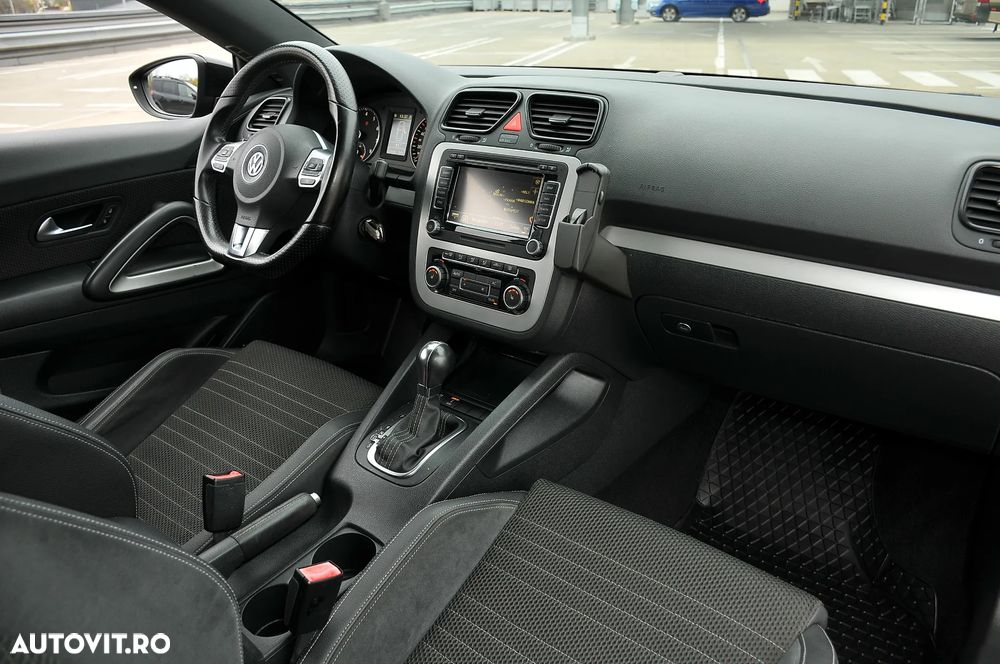 Volkswagen Scirocco 2.0 TSI DSG - 16