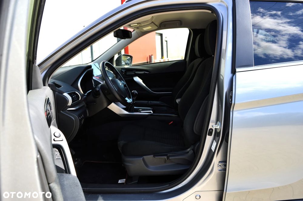 Mitsubishi Eclipse Cross 1.5 T Intense - 6