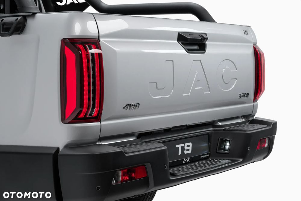 JAC T9 - 12