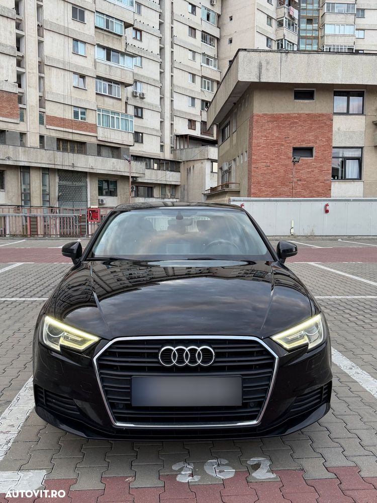 Audi A3 1.6 TDI S tronic Sport - 24
