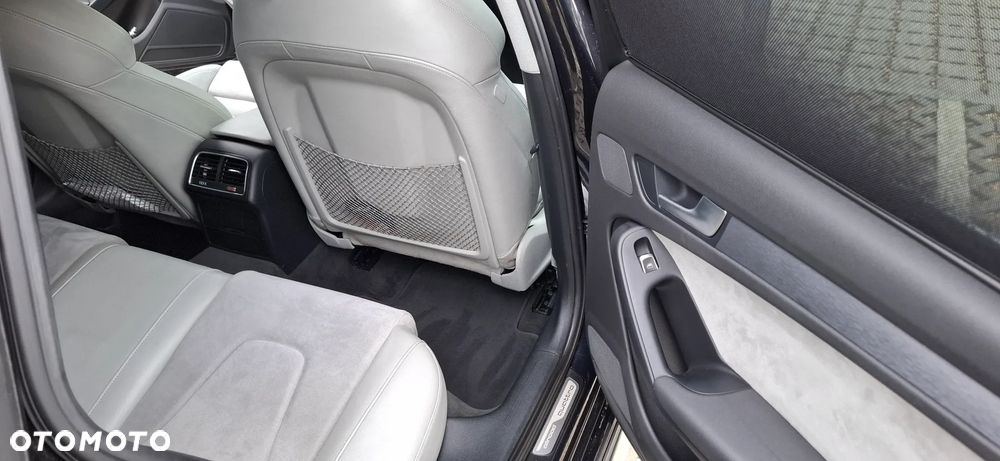 Audi A4 Allroad - 23