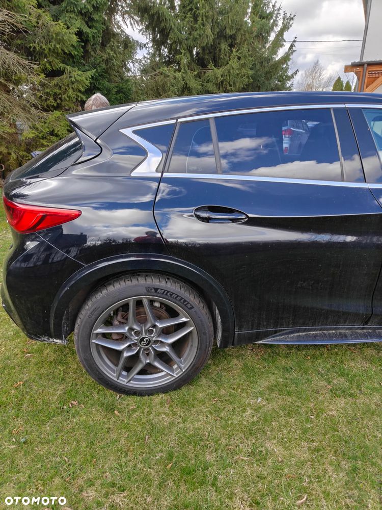Infiniti Q30 1.5d Premium - 14