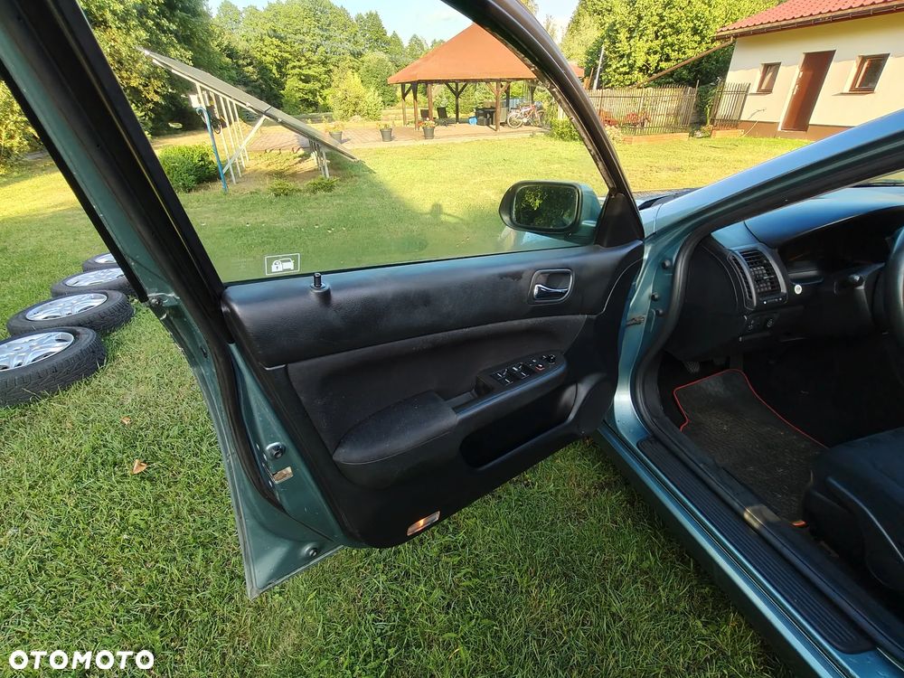 Honda Accord - 17