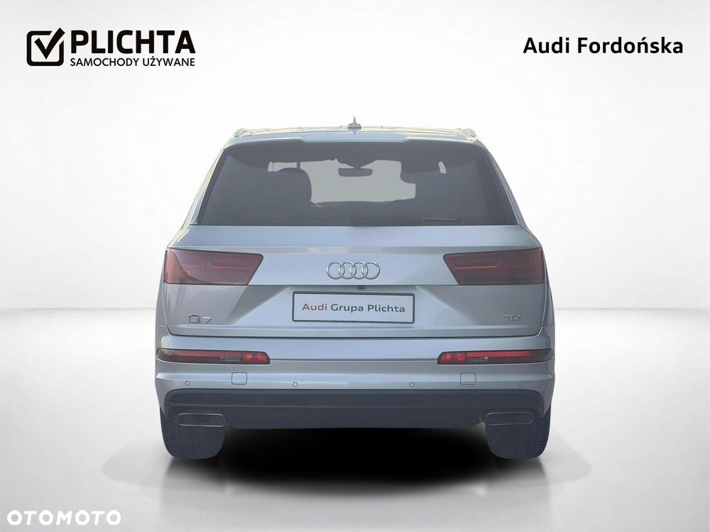 Audi Q7 - 4