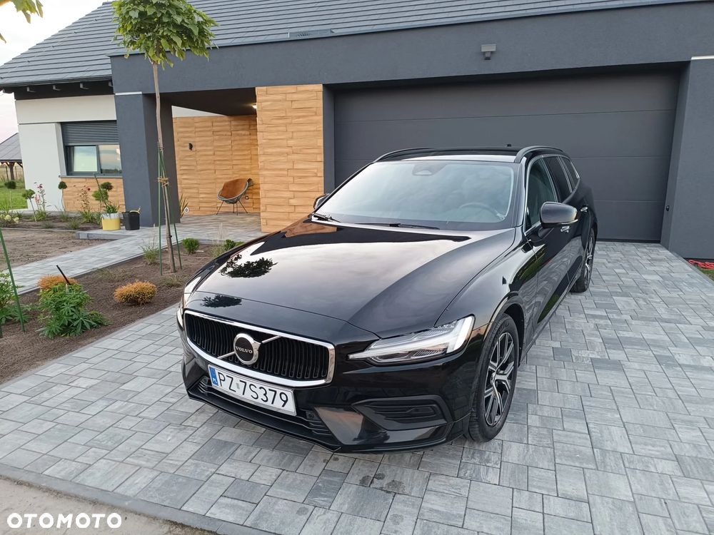 Volvo V60 B4 D Plus Dark - 1