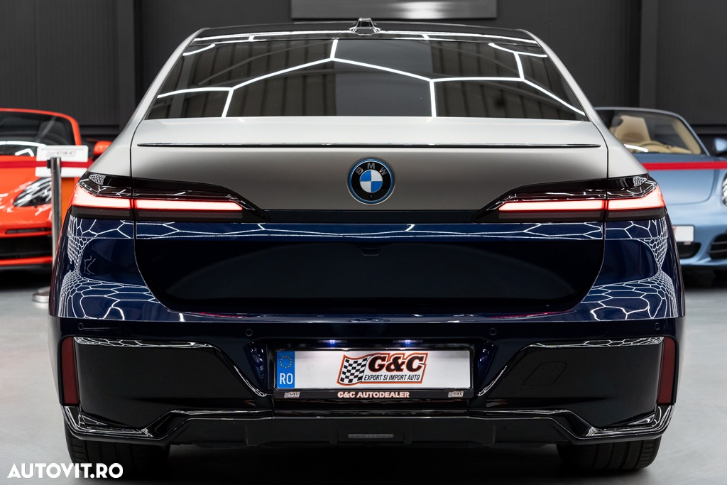BMW Seria 7 750e xDrive AT PHEV - 26