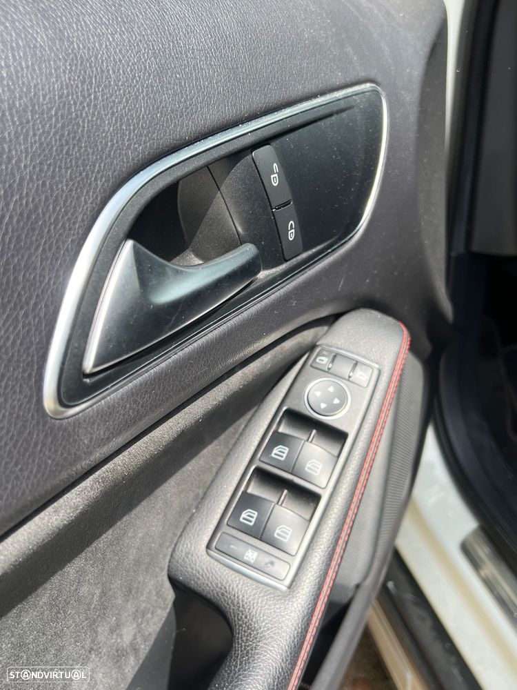 Mercedes-Benz GLA 200 (CDI) d AMG Line - 18