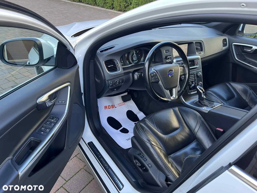 Volvo V60 D2 Geartronic Powershift Edition Pro - 7