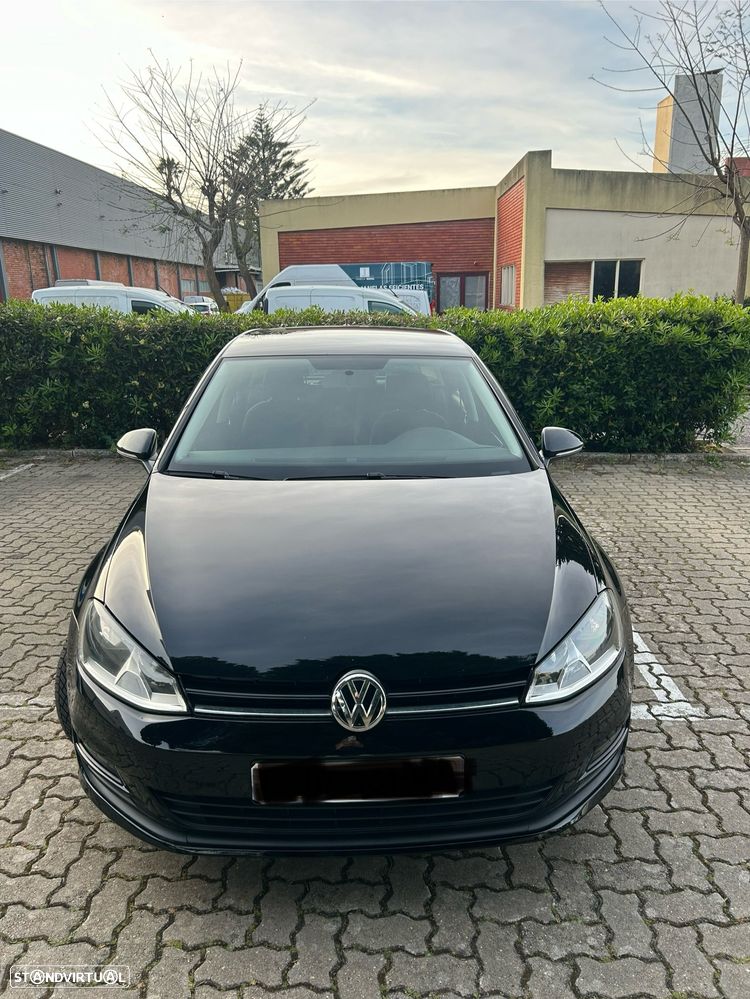 VW Golf 1.6 TDi BlueMotion Confortline - 2